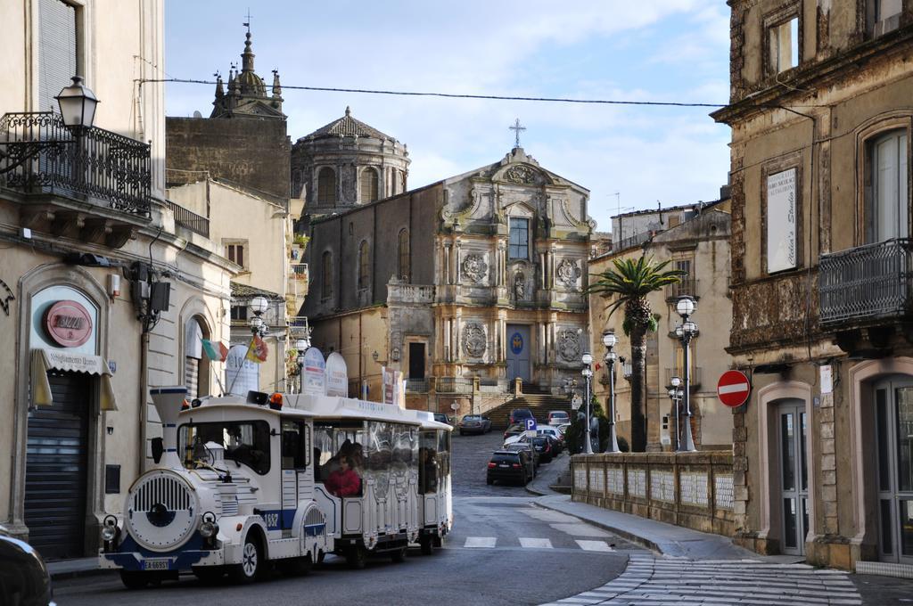 Girosa 2* Caltagirone