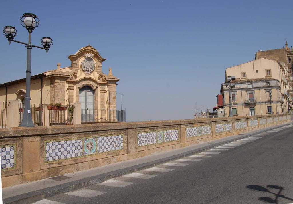 Girosa Frühstückspension Caltagirone